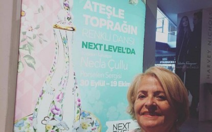 SERAMİK SANATÇISI HEMŞERİMİZ SN. NECLA ÇULLU NEXT LEVEL AVM’DE ESERLERİNİ SERGİLİYOR
